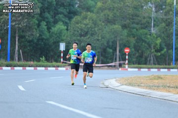 BINH DUONG NEW CITY HALF MARATHON 2024 - Ảnh #1735798