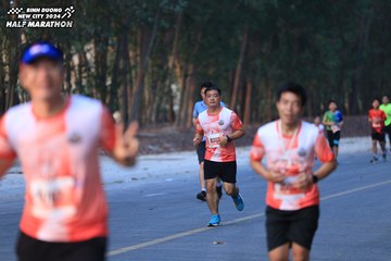 BINH DUONG NEW CITY HALF MARATHON 2024 - Ảnh #1750578