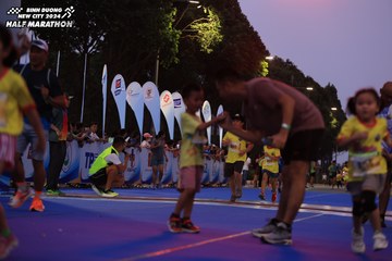 BINH DUONG NEW CITY HALF MARATHON 2024 - Ảnh #1729246