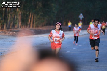 BINH DUONG NEW CITY HALF MARATHON 2024 - Ảnh #1772239