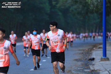 BINH DUONG NEW CITY HALF MARATHON 2024 - Ảnh #1750397