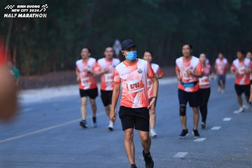 BINH DUONG NEW CITY HALF MARATHON 2024 - Ảnh #1750412