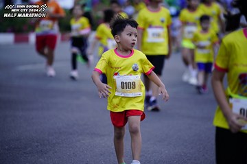 BINH DUONG NEW CITY HALF MARATHON 2024 - Ảnh #1724748
