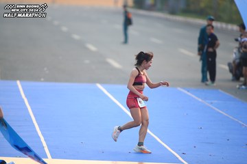 BINH DUONG NEW CITY HALF MARATHON 2024 - Ảnh #1739619