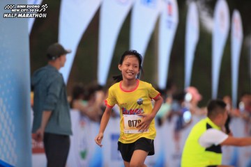 BINH DUONG NEW CITY HALF MARATHON 2024 - Ảnh #1724393