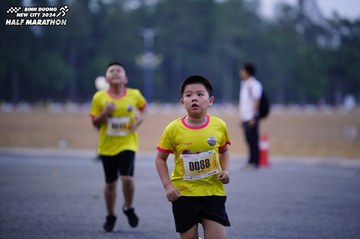 BINH DUONG NEW CITY HALF MARATHON 2024 - Ảnh #1725167