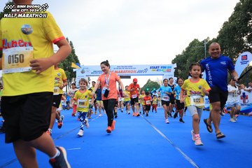 BINH DUONG NEW CITY HALF MARATHON 2024 - Ảnh #1729436
