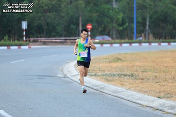 BINH DUONG NEW CITY HALF MARATHON 2024 - Ảnh #1735253