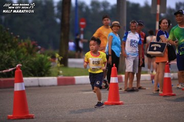 BINH DUONG NEW CITY HALF MARATHON 2024 - Ảnh #1728088