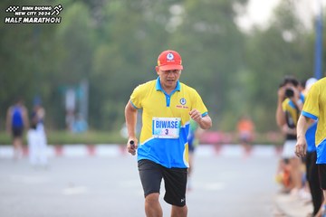 BINH DUONG NEW CITY HALF MARATHON 2024 - Ảnh #1736491