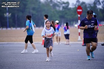 BINH DUONG NEW CITY HALF MARATHON 2024 - Ảnh #1725289