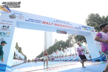 BINH DUONG NEW CITY HALF MARATHON 2024 - Ảnh #1822016