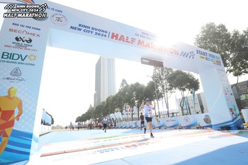 BINH DUONG NEW CITY HALF MARATHON 2024 - Ảnh #1819284