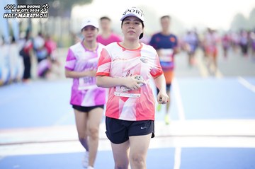 BINH DUONG NEW CITY HALF MARATHON 2024 - Ảnh #1759457