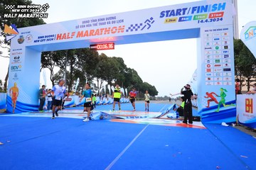BINH DUONG NEW CITY HALF MARATHON 2024 - Ảnh #1729486