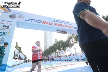 BINH DUONG NEW CITY HALF MARATHON 2024 - Ảnh #1821994