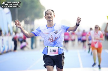 BINH DUONG NEW CITY HALF MARATHON 2024 - Ảnh #1759484