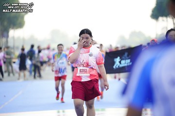 BINH DUONG NEW CITY HALF MARATHON 2024 - Ảnh #1760166