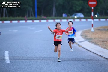 BINH DUONG NEW CITY HALF MARATHON 2024 - Ảnh #1726149