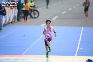 BINH DUONG NEW CITY HALF MARATHON 2024 - Ảnh #1739334