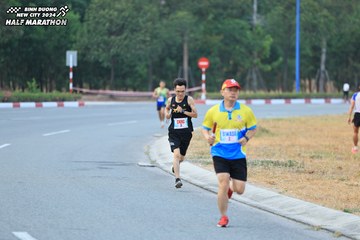 BINH DUONG NEW CITY HALF MARATHON 2024 - Ảnh #1734966