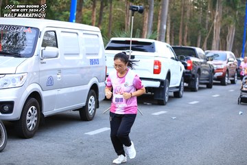 BINH DUONG NEW CITY HALF MARATHON 2024 - Ảnh #1755357