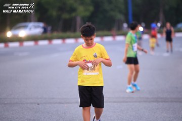 BINH DUONG NEW CITY HALF MARATHON 2024 - Ảnh #1727110