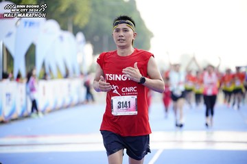 BINH DUONG NEW CITY HALF MARATHON 2024 - Ảnh #1758869