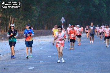 BINH DUONG NEW CITY HALF MARATHON 2024 - Ảnh #1771951