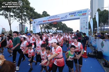 BINH DUONG NEW CITY HALF MARATHON 2024 - Ảnh #1738212