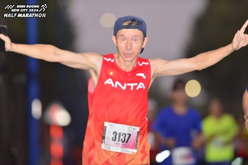 BINH DUONG NEW CITY HALF MARATHON 2024 - Ảnh #1756519