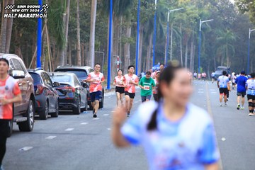 BINH DUONG NEW CITY HALF MARATHON 2024 - Ảnh #1756396
