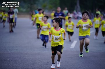 BINH DUONG NEW CITY HALF MARATHON 2024 - Ảnh #1724612