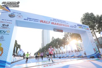 BINH DUONG NEW CITY HALF MARATHON 2024 - Ảnh #1819861