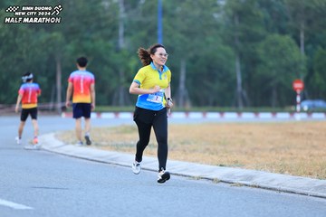 BINH DUONG NEW CITY HALF MARATHON 2024 - Ảnh #1736062