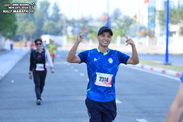 BINH DUONG NEW CITY HALF MARATHON 2024 - Ảnh #1768851