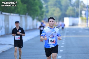 BINH DUONG NEW CITY HALF MARATHON 2024 - Ảnh #1768700