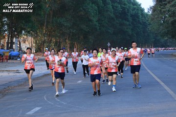 BINH DUONG NEW CITY HALF MARATHON 2024 - Ảnh #1772168
