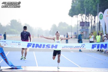 BINH DUONG NEW CITY HALF MARATHON 2024 - Ảnh #1771366