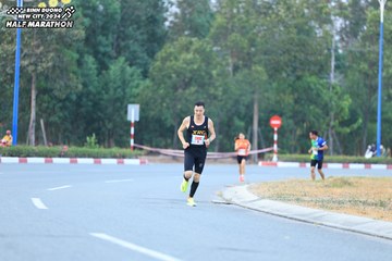 BINH DUONG NEW CITY HALF MARATHON 2024 - Ảnh #1735547