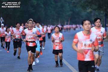 BINH DUONG NEW CITY HALF MARATHON 2024 - Ảnh #1750700