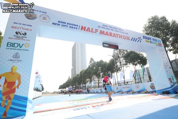 BINH DUONG NEW CITY HALF MARATHON 2024 - Ảnh #1819204