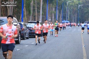 BINH DUONG NEW CITY HALF MARATHON 2024 - Ảnh #1756287