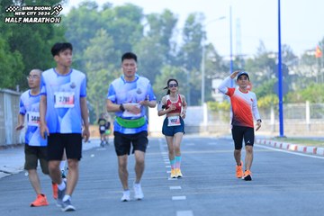 BINH DUONG NEW CITY HALF MARATHON 2024 - Ảnh #1768371