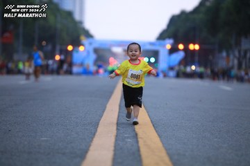 BINH DUONG NEW CITY HALF MARATHON 2024 - Ảnh #1727856