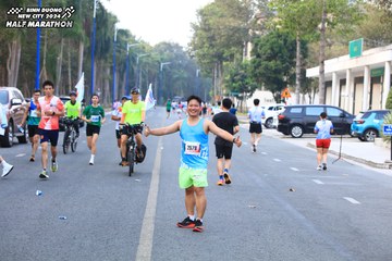 BINH DUONG NEW CITY HALF MARATHON 2024 - Ảnh #1755718