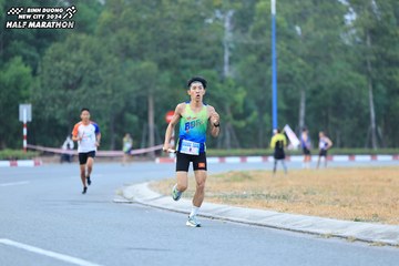BINH DUONG NEW CITY HALF MARATHON 2024 - Ảnh #1735826