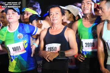 BINH DUONG NEW CITY HALF MARATHON 2024 - Ảnh #1737408