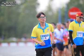 BINH DUONG NEW CITY HALF MARATHON 2024 - Ảnh #1736968