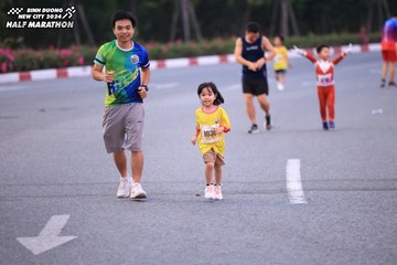 BINH DUONG NEW CITY HALF MARATHON 2024 - Ảnh #1727119